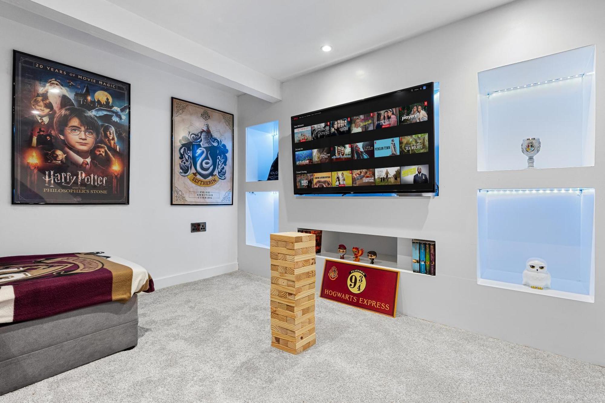 The Hogwarts Retreat - Cinema Room - Special May Offer - 25Th - 31St 沃特福德 外观 照片